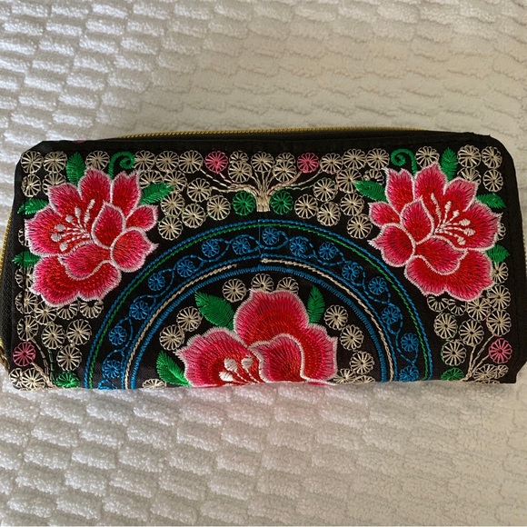 🎈Vintage 💯 Embroidery Wallet - Picture 9 of 10